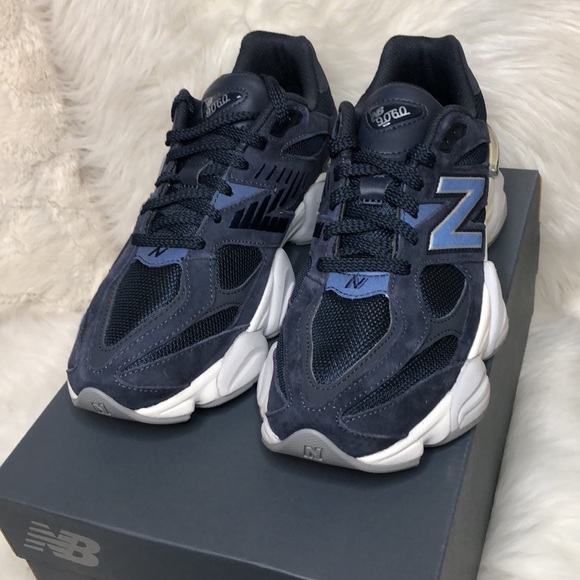 New Balance 9060 Navy Sneakers Men’s 8 NIB - Picture 3 of 10